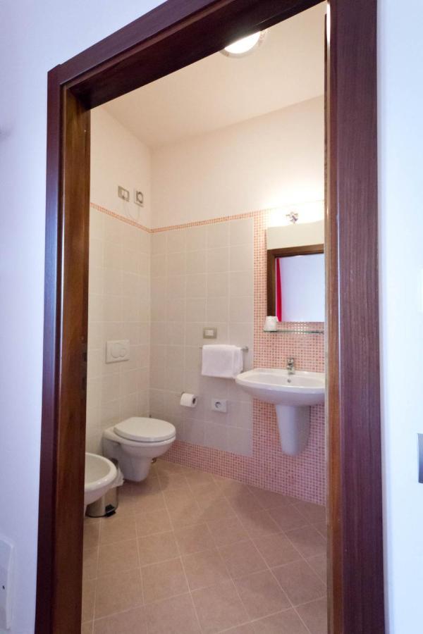 Hotel Donnini Assisi Eksteriør billede