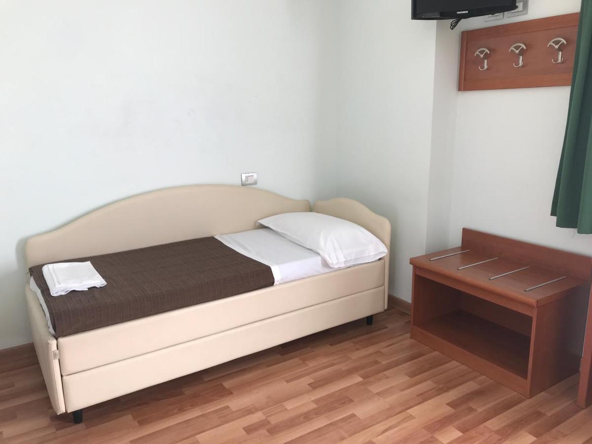 Hotel Donnini Assisi Eksteriør billede
