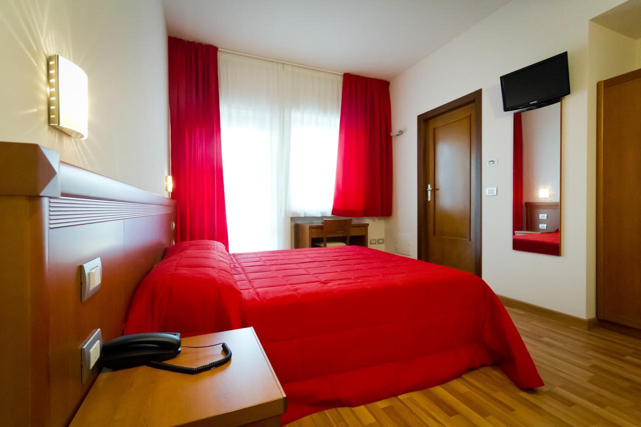 Hotel Donnini Assisi Eksteriør billede