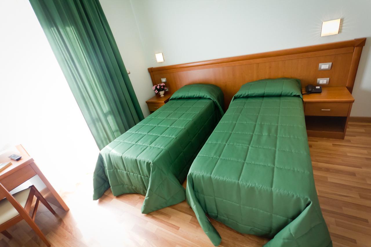 Hotel Donnini Assisi Eksteriør billede